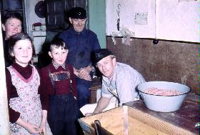 Beim Schlachten in der Küche.JPG